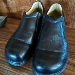 Birkenstock Women's Black Leather Loafers